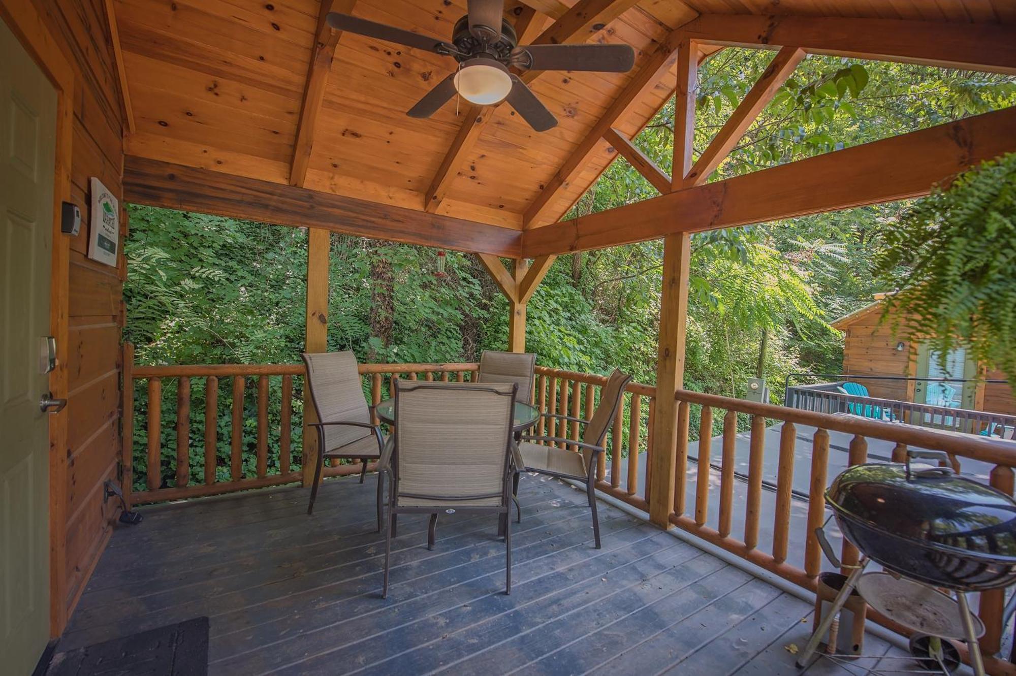 River Cabin Hot Tub & Swim Spa Near Downtown Chattanooga Exterior photo